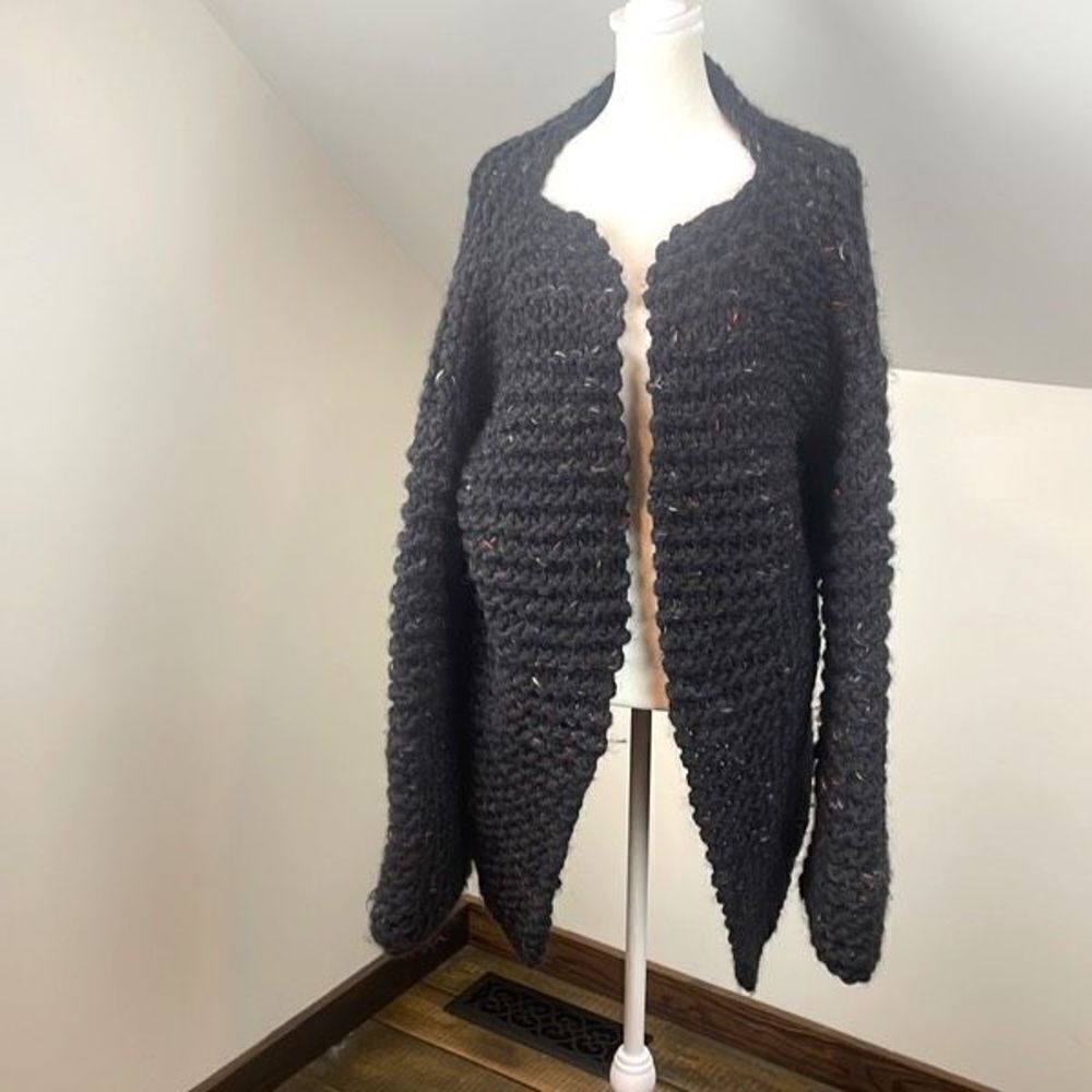 Chunky Knit Oversized High Low Cardigan Sweater Size M/L